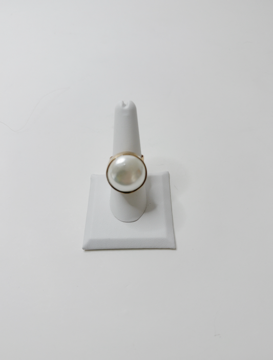 Small Pearl Ring - Enigma