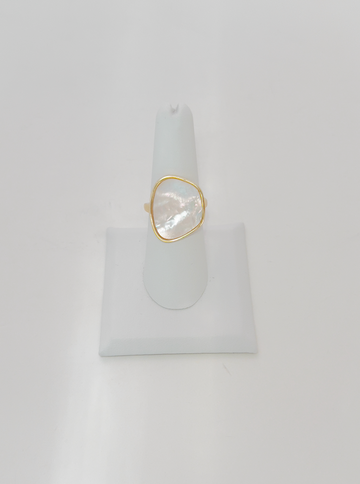 Mother Pearl Ring - Enigma