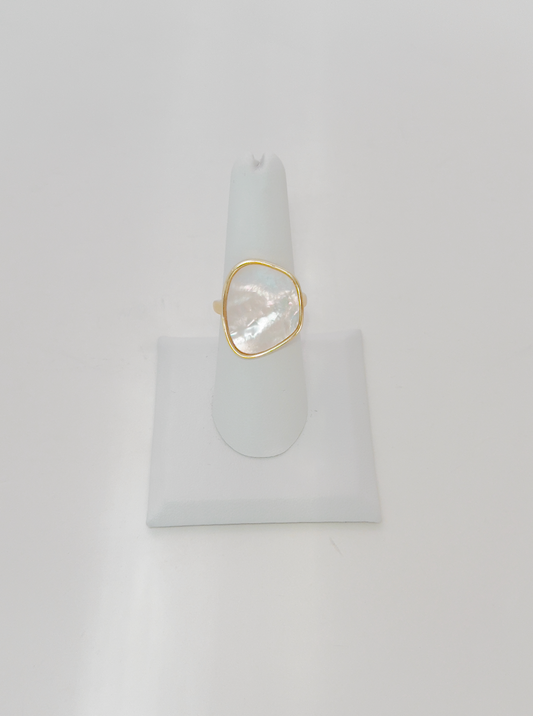 Mother Pearl Ring - Enigma