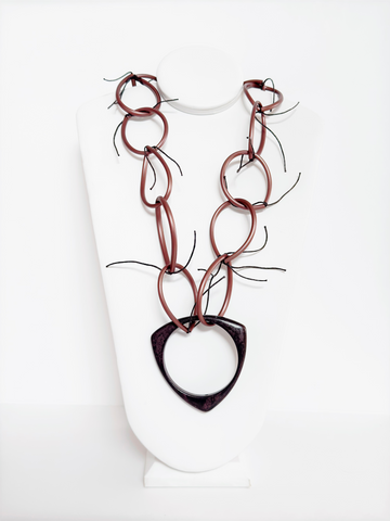 Collar de PVC con cadena de bronce - Marcella Duce