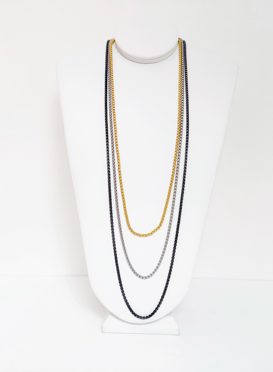 Long Three Layers with Black and Silver Necklace - Esferas