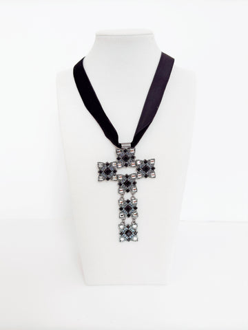 Supercluster Choker - Katerina Vassou