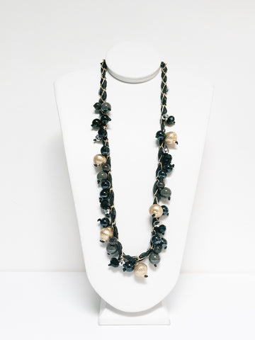 Collar de tela, cadena y cuentas - Sí o Sí