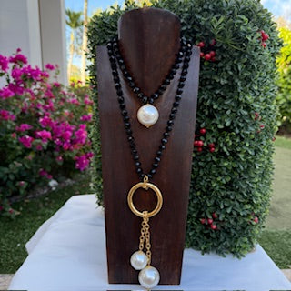 CAMEO RONDELLE NEGRO CON ESFERAS EN PERLAS
