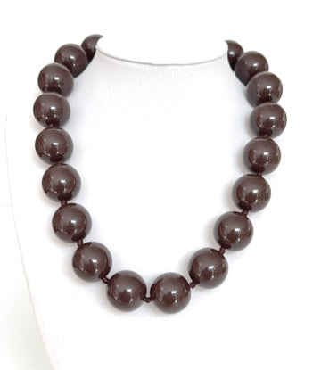 Classic Bold Resin Bead Statement Necklace