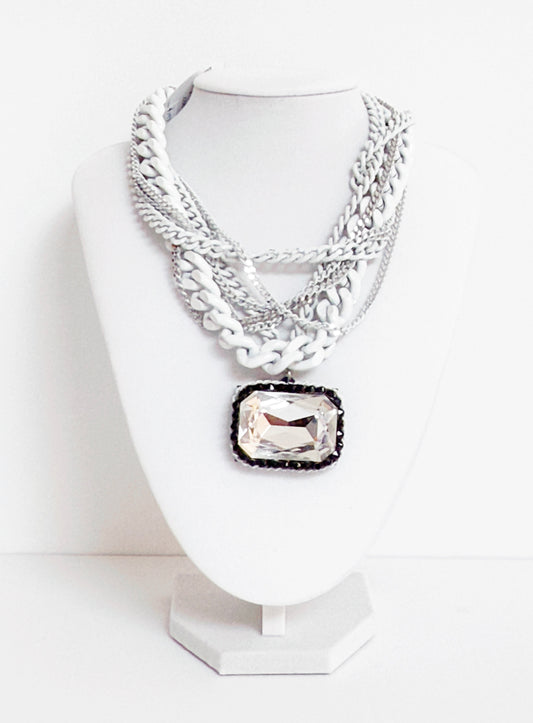 Luce Bianca Crystal Statement Necklace - Bijoux Espresso
