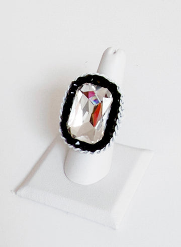 Luce Bianca Crystal Ring - Bijoux Espresso