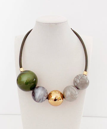 Olive Marble Necklace - Antúra