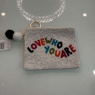 MONEDERO EN CANUTILLOS LOVE WHO YOU ARE