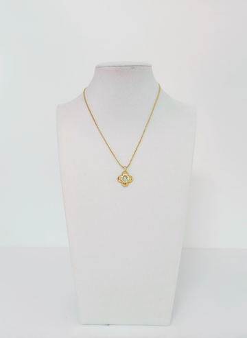 Four-leaf Swarovski Pendant Necklace - Esferas