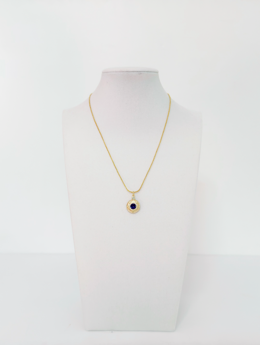 Circle Pendant  with Sapphire Gemstone Necklace - Esferas