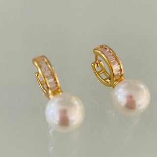 PEARLS EARINGS