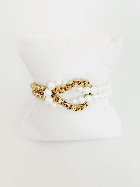 Pearl Knot Bracelet - Emilia Kipper